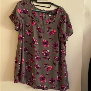 Torrid Floral Women's Top - Pink and Gray